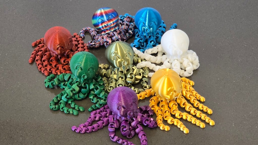 Cute Articulated Octopus